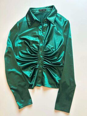 Ladies' green button down top.
